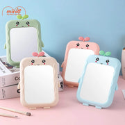 Gương mầm cây dễ thương