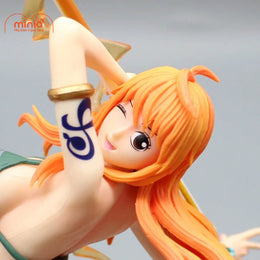Nami Zeus chiến đấu 32cm - OP