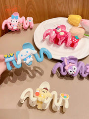 Kẹp càng cua sóng gắn charm