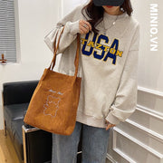 Túi tote nhung tăm hình gấu