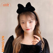 Cài nơ đen, đỏ