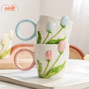 Ly cốc hoa vuốt tay