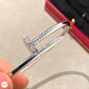 Vòng tay titan 075 MY