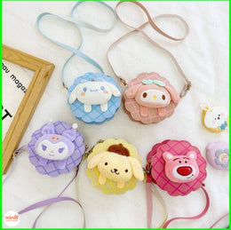 Túi đeo da đính gấu bông