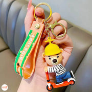 Móc khoá thú chạy xe