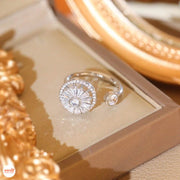 Nhẫn hoa bông tuyết xoay