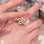 Nhẫn hoa 4 cánh xoay full đá