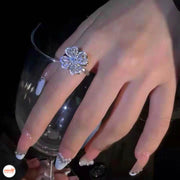 Nhẫn hoa 4 cánh xoay full đá