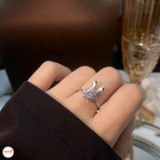 Nhẫn thỏ đính đá xoay