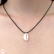 Vòng cổ dây đen mặt sò