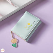 Ví kèm móc khóa hoa Tulip