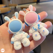 Móc khóa phi hành gia tai thỏ