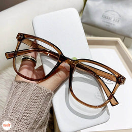 Kính giả cận 2 chấm