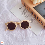 Kính trẻ em mắt tròn