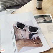 Kính mát gọng chữ nhật