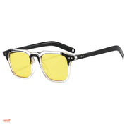 Kính mát tình yêu