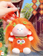 Móc khóa bé doll cam tóc dài