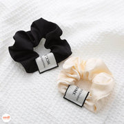 Scrunchies lụa trơn mác vuông
