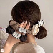 Scrunchies lụa trơn mác vuông