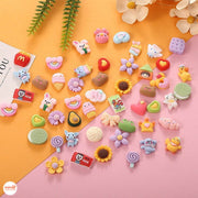 Set 4 charm kèm miếng dán