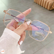 Kính giả cận gọng 3 trái tim