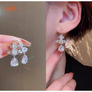 Bông tai vivi đính đá