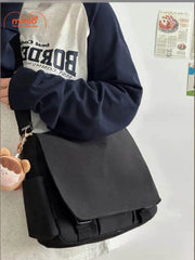 Túi đeo chéo M112