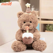 Gấu ôm bình sinh nhật