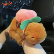 Capybara ôm tay nhạc đèn